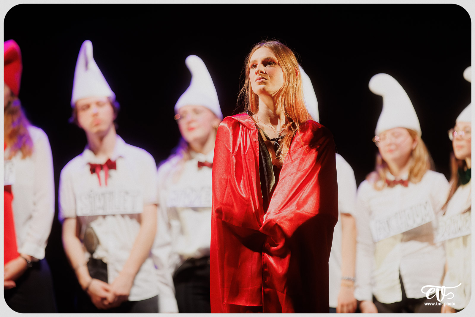 BLANCHE-NEIGE FOUTUE FORET